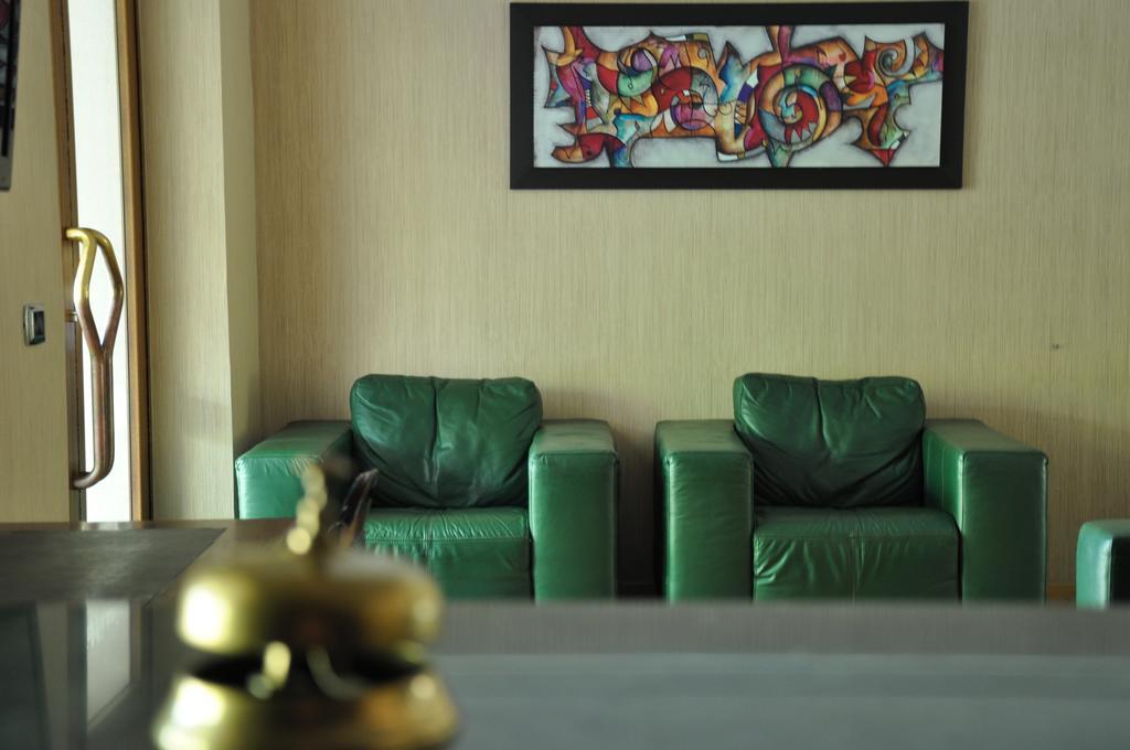 Hotel Fontana Del Re Ariano Irpino Exterior foto